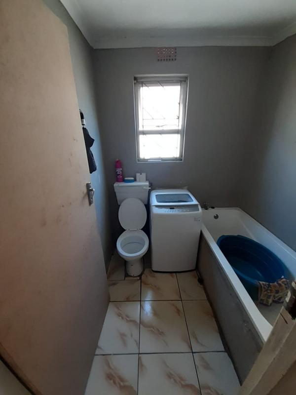 2 Bedroom Property for Sale in Khaya Western Cape